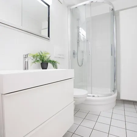 Apartment Haus Titania 2 *