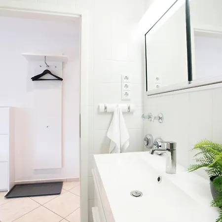 Apartment Haus Titania 2 *