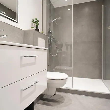 Apartment Haus Titania 2 *